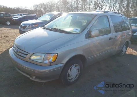 2003 Toyota Sienna Le z USA, uszkodzony, nr VIN 4T3ZF13C33U545871
